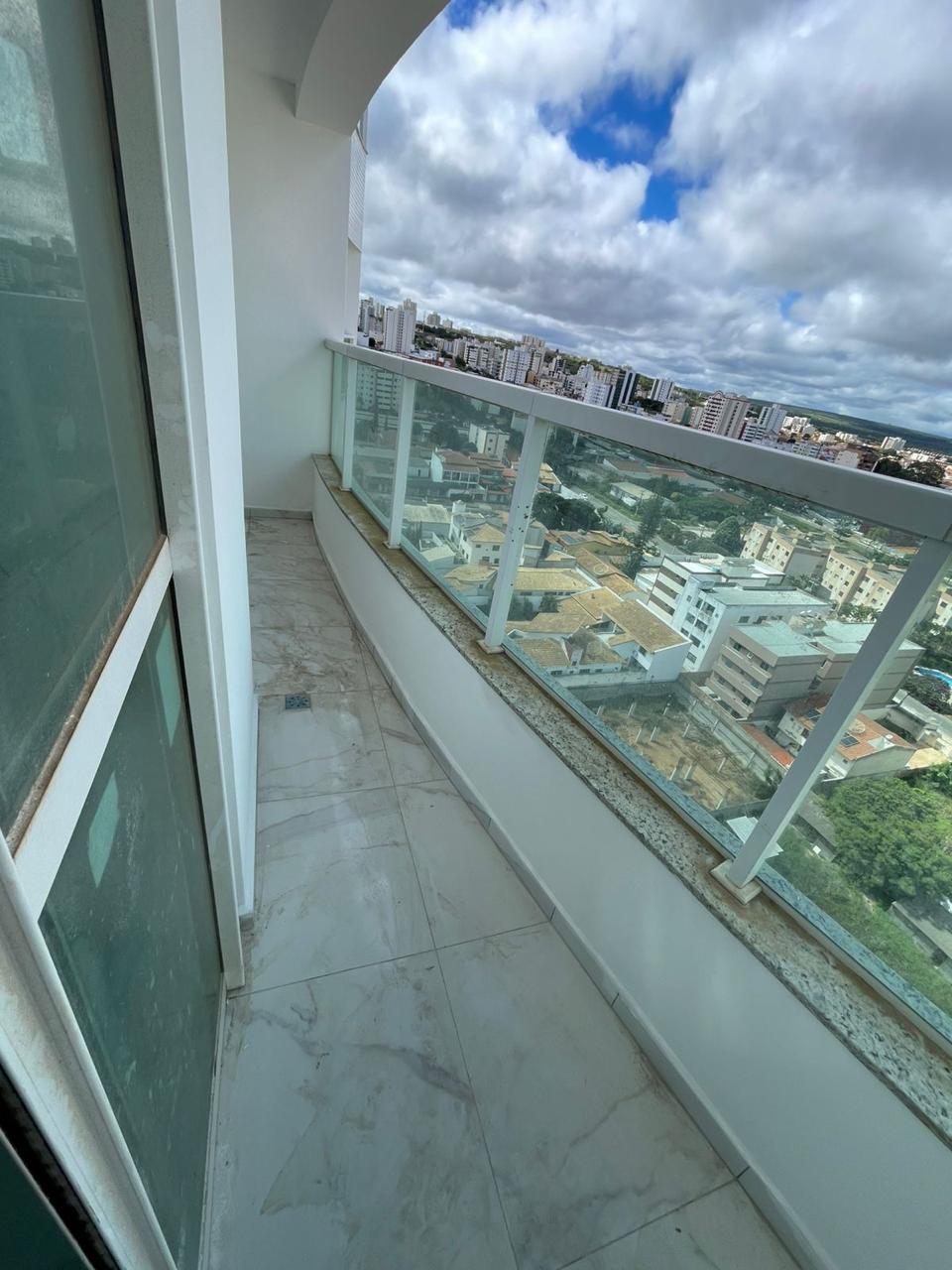 Apartamento À Venda no Candeias